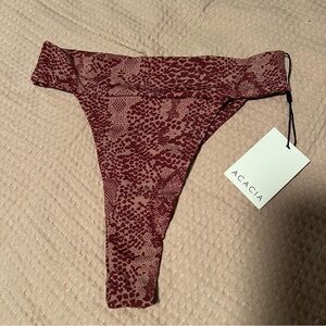 acacia mateo bottoms in currant snake M bnwt